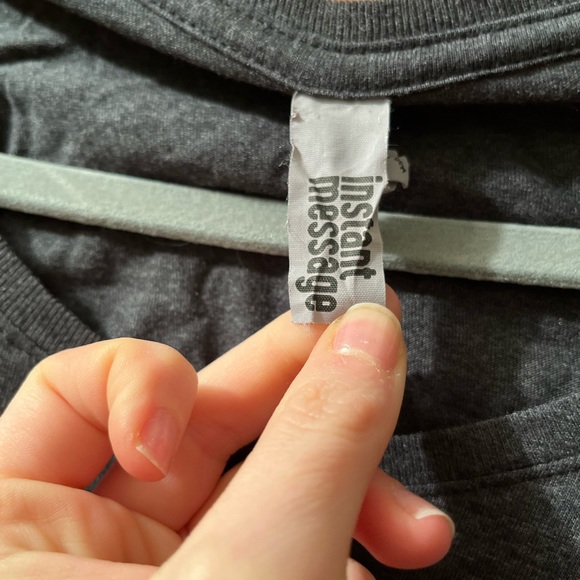 Instant Message Graphic Workout Tank Top - Picture 3 of 3